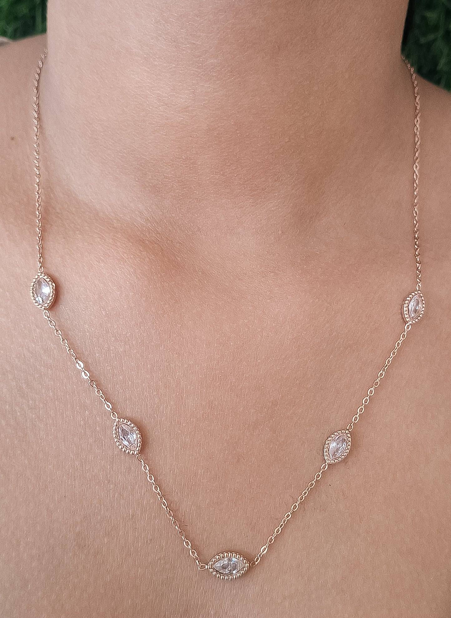 ROSE DUST CHAIN